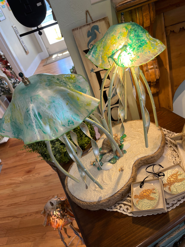 Double Jellyfish Lamp on Base