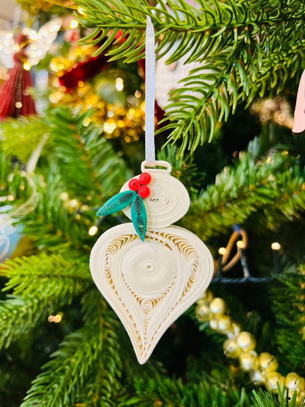 Quilled Christmas Ornaments