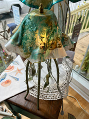 Sculpted Accent Jellyfish Lamp