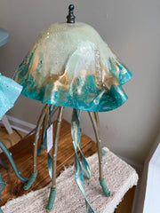 Sculpted Accent Jellyfish Lamp