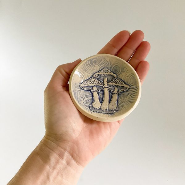 Mushrooms Pottery Dish