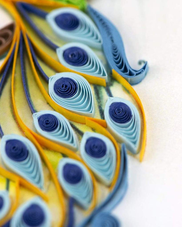 Posing Peacock Quilling Card